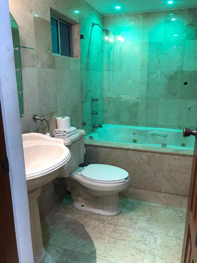 The Brisas Apartment Hideaway Канкун Екстериор снимка